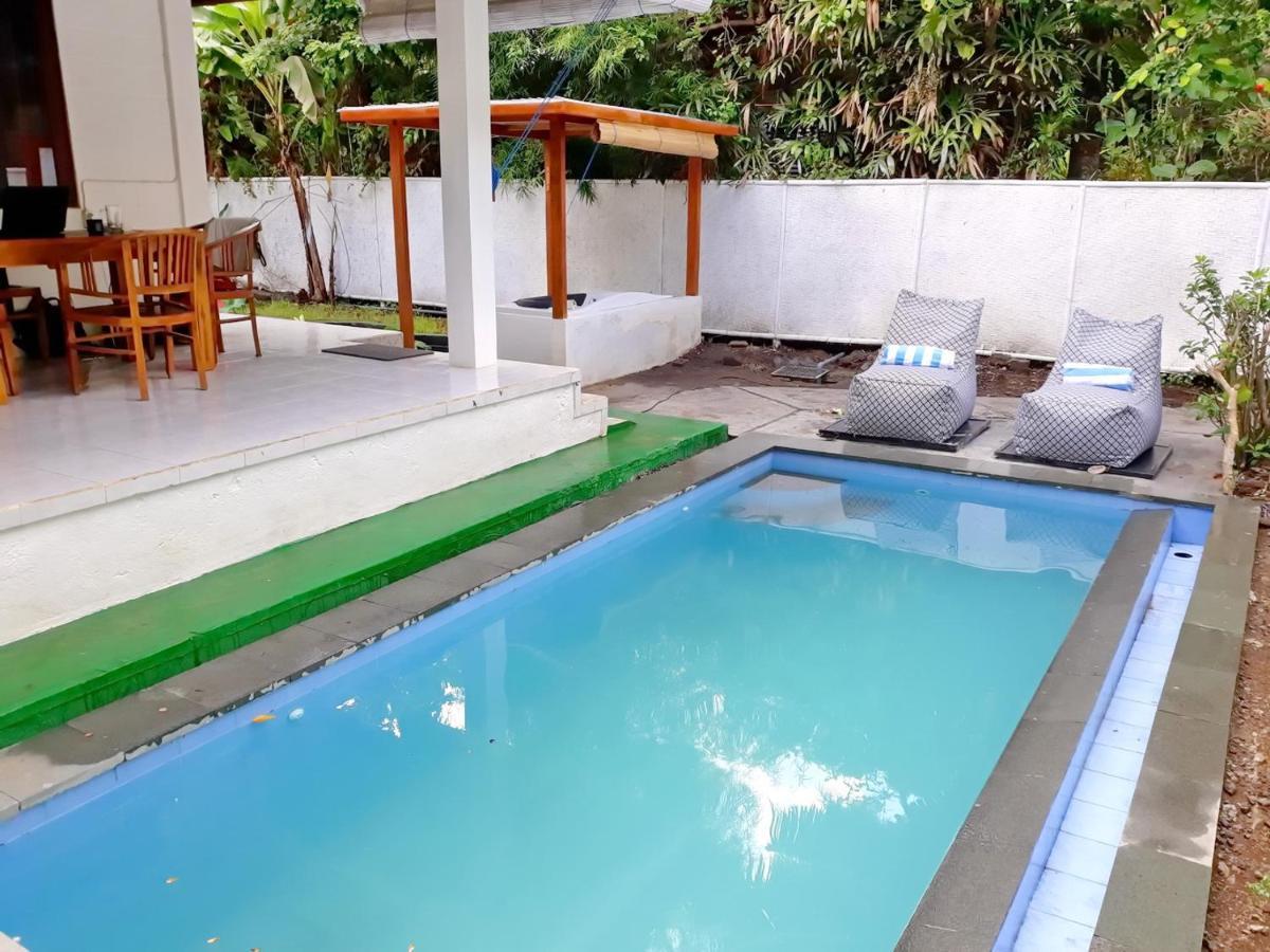White Creative Villa Campuhan Ubud Eksteriør billede