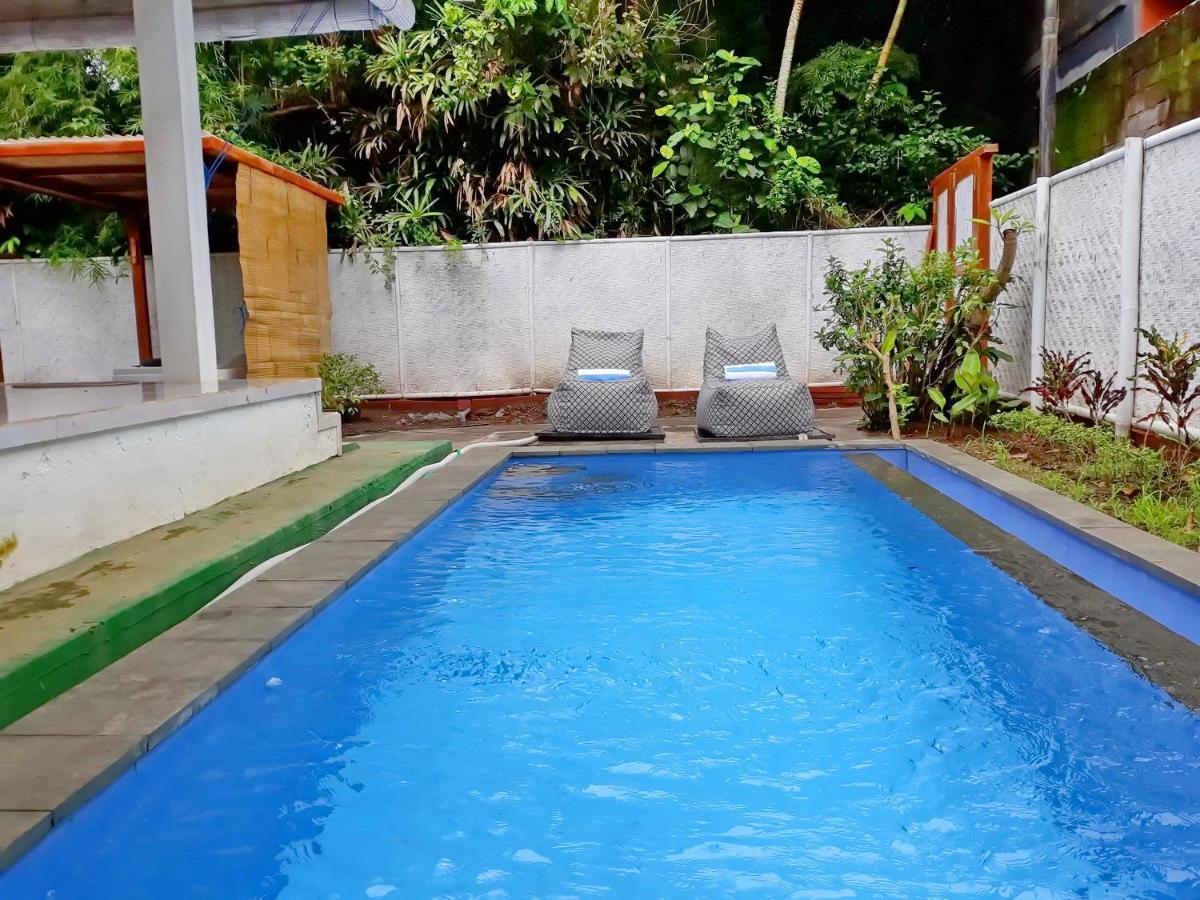 White Creative Villa Campuhan Ubud Eksteriør billede